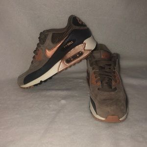 Nike Air Max 90 LTHR